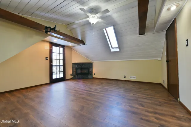 $3,000 | 10 Katherine Terrace, Clifton Park, NY 12065