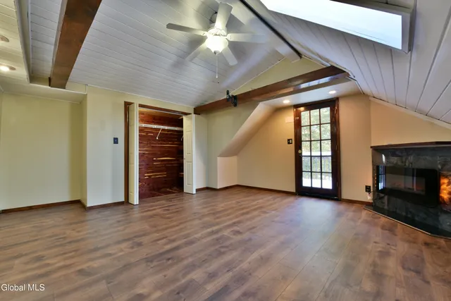 $3,000 | 10 Katherine Terrace, Clifton Park, NY 12065