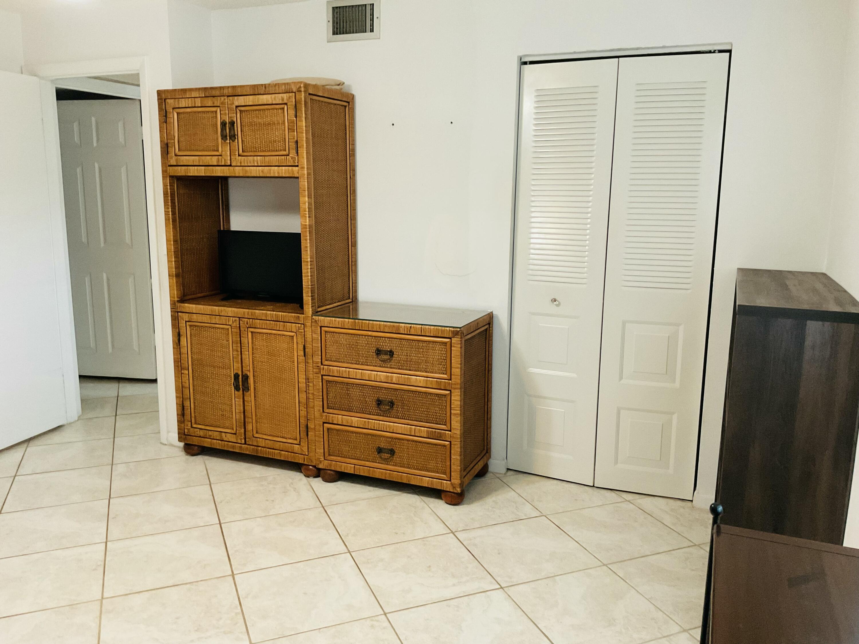 7979 Eastlake Drive, Unit F Boca Raton, FL 33433 - Photo 24 of 26 Second Bedroom