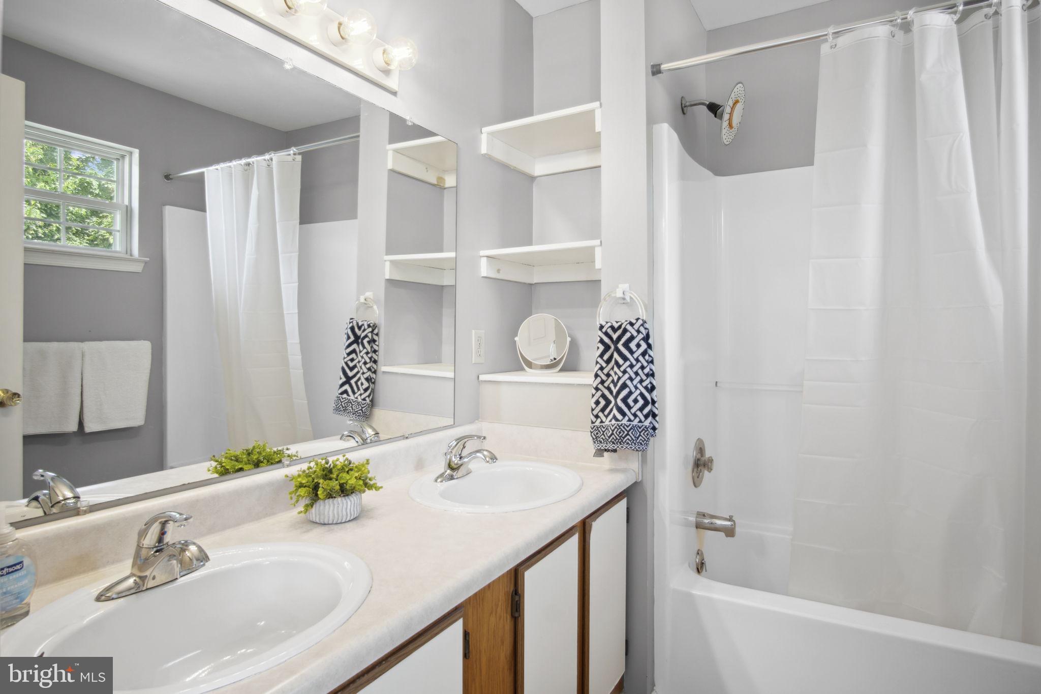 204 Fawn Ridge North Harrisburg, PA 17110 - Photo 28 of 38 Gallery Image 28