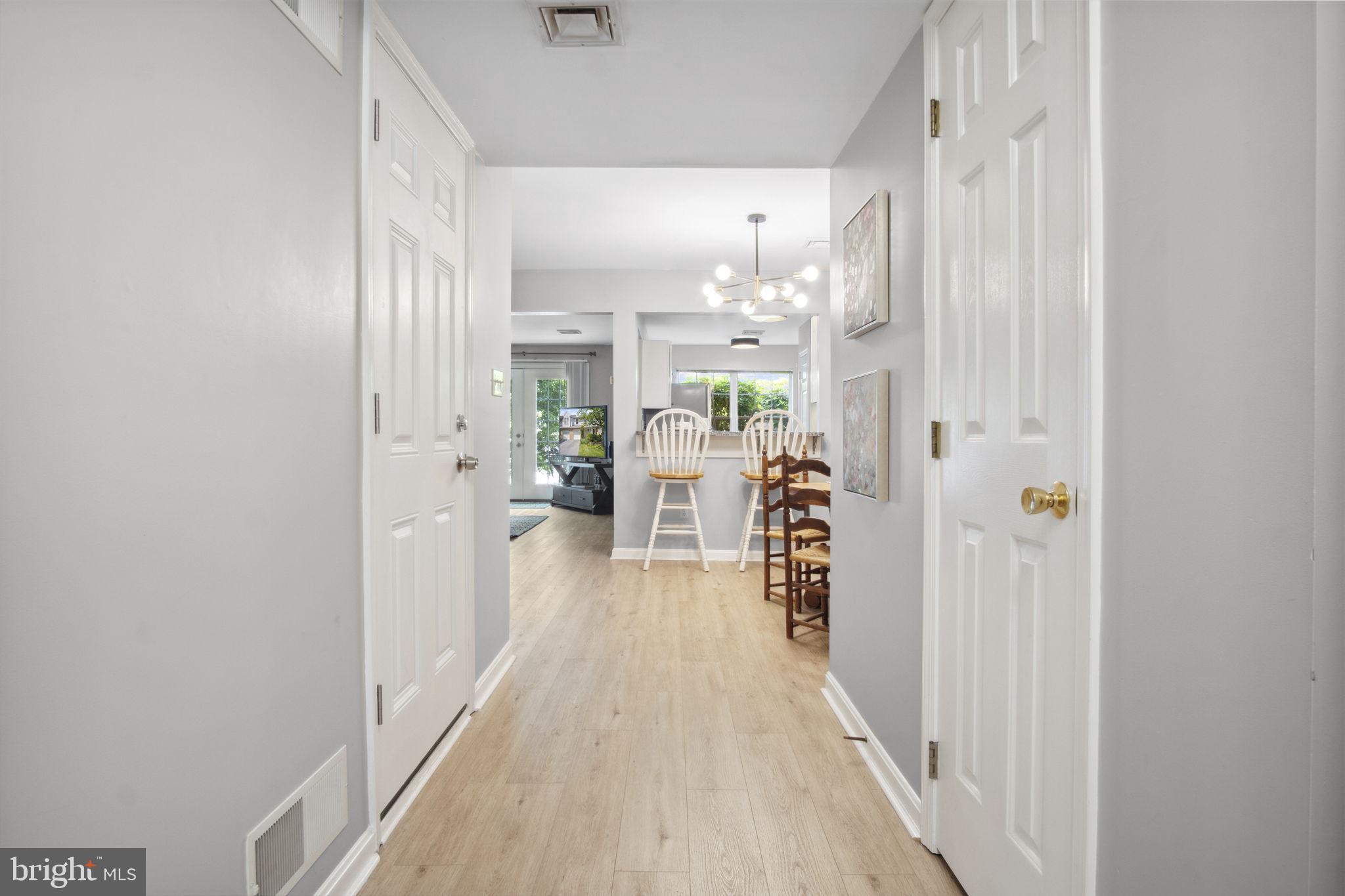 204 Fawn Ridge North Harrisburg, PA 17110 - Photo 4 of 38 Gallery Image 4