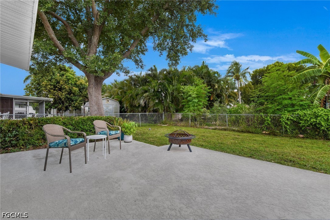 1442 Byron Road Fort Myers, FL 33919 - Photo 19 of 21