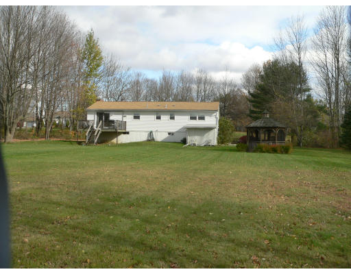 19 Podunk Road Sturbridge, MA 01566 - Photo 3 of 14