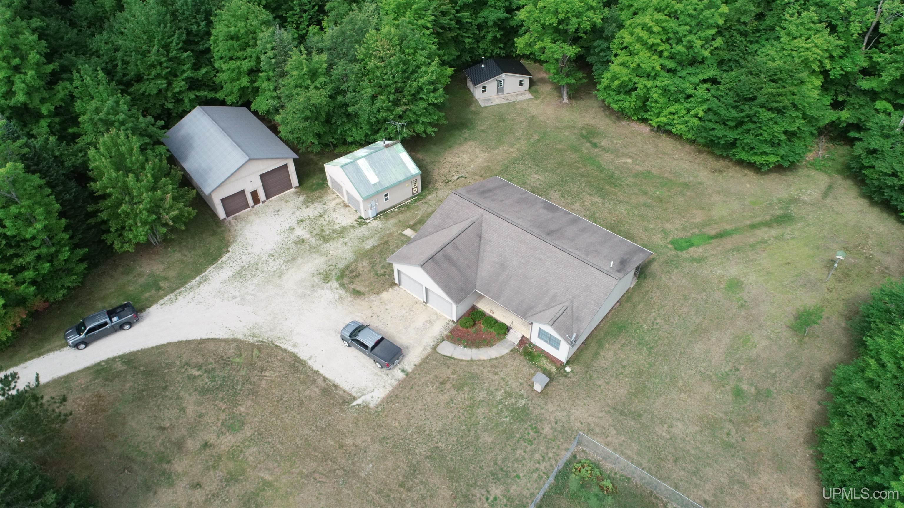 7054 West Co Road Manistique, MI 49854 - Photo 2 of 32