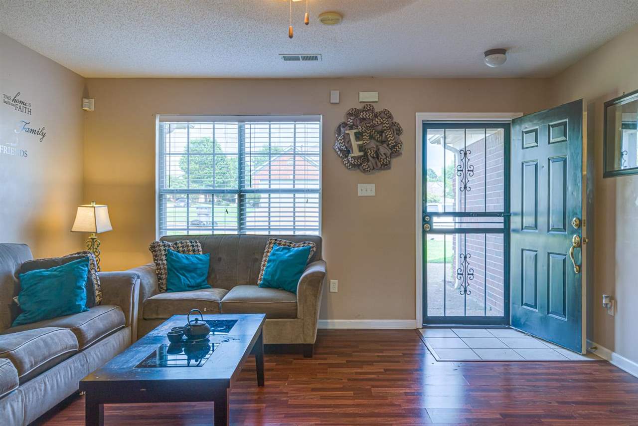 4235 Sun Ridge Cove Memphis, TN 38128 - Photo 3 of 17 Gallery Image 3