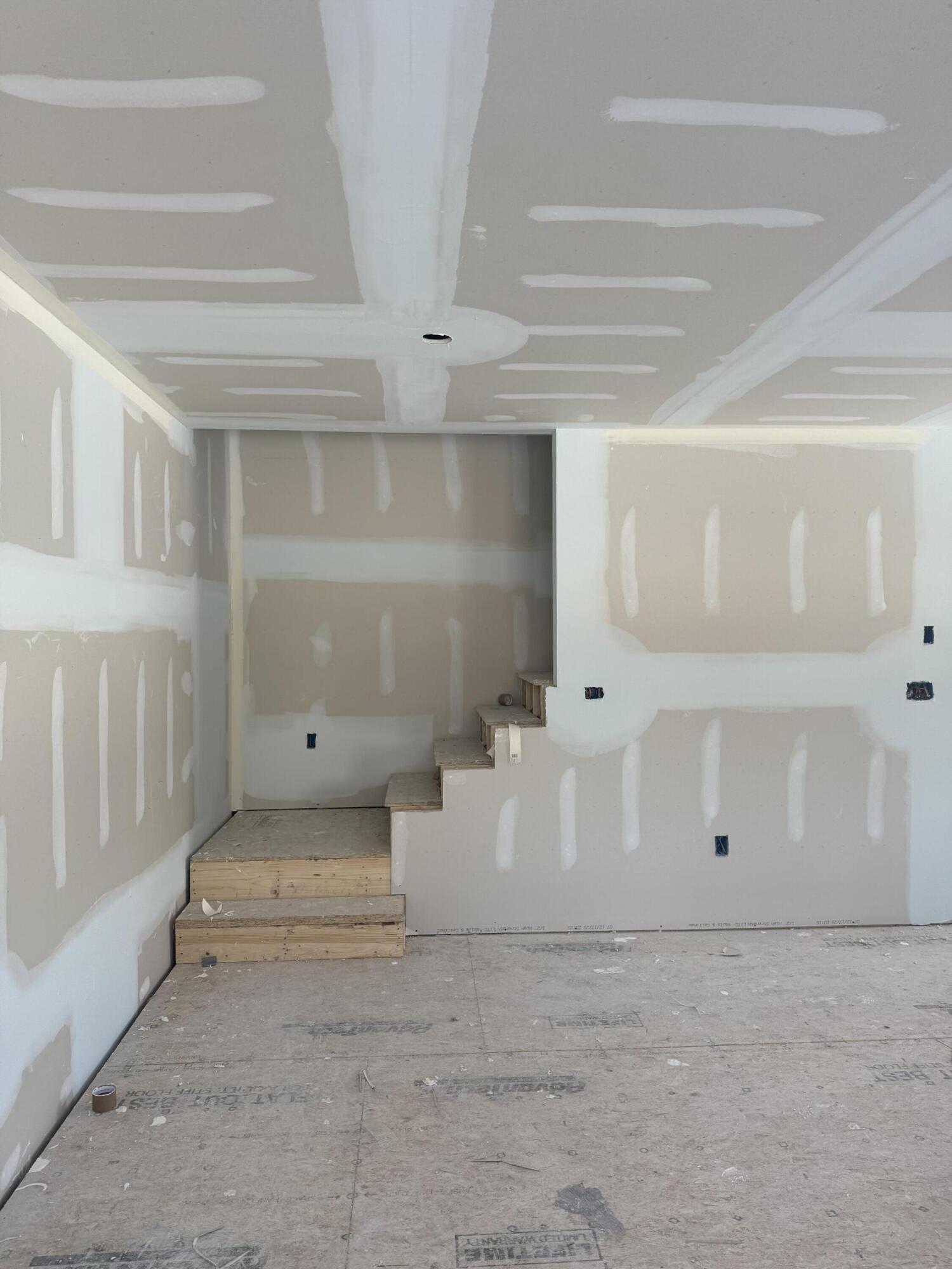 88 May Street, Unit 101 Biddeford, ME 04005 - Photo 10 of 13 IMG_1816