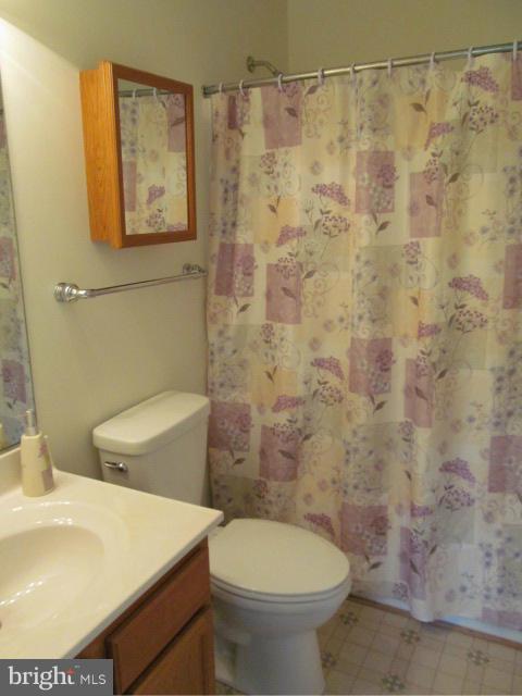 5406 Germantown Road Midland, VA 22728 - Photo 22 of 30 Bath