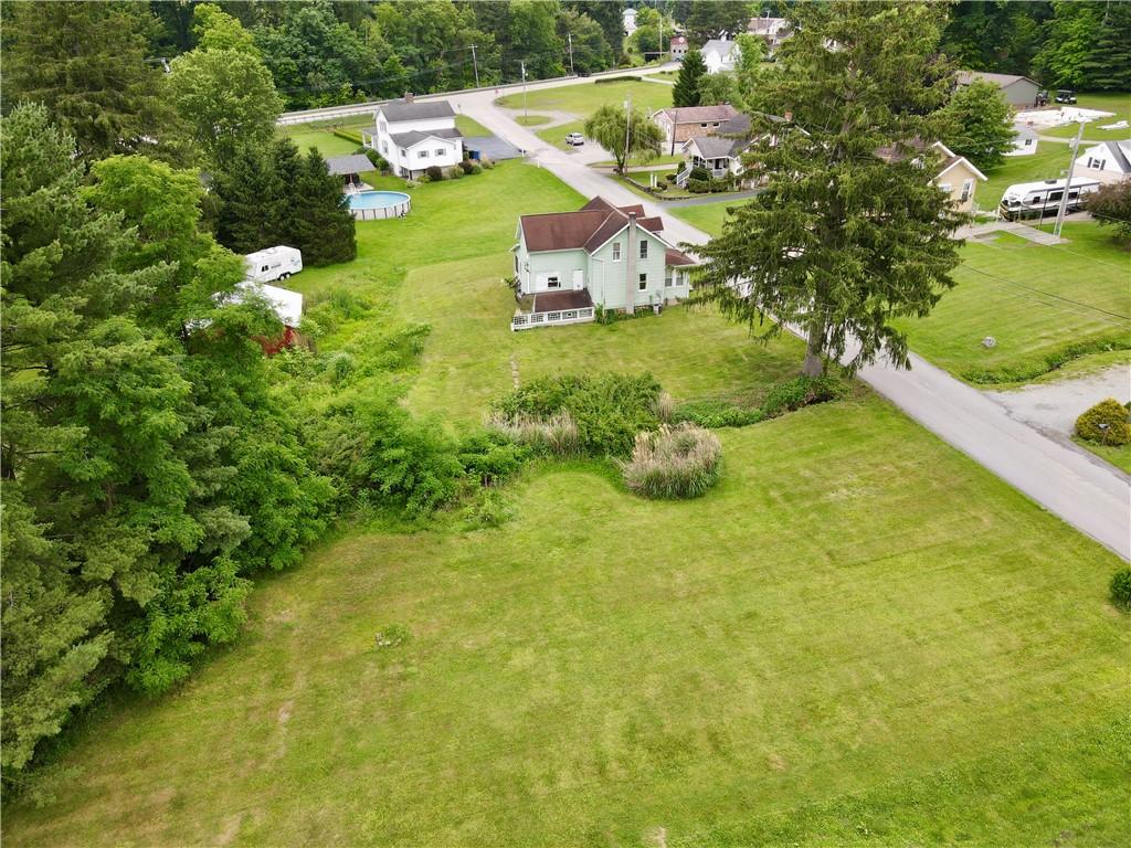114 Stewarton Road Mill Run, PA 15464 - Photo 10 of 35
