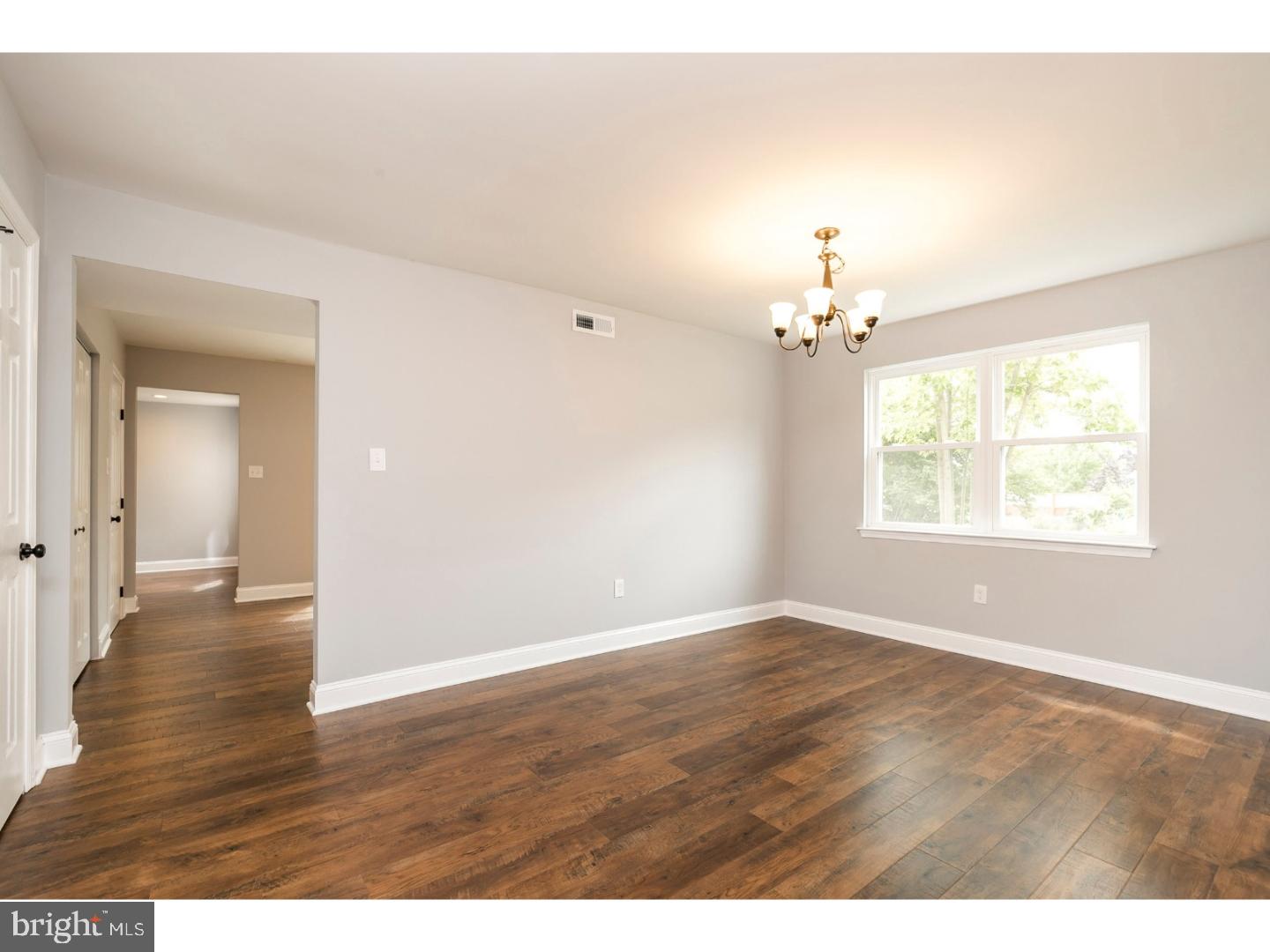 2011 Fort Bevon Road Harleysville, PA 19438 - Photo 5 of 18 Dining Room