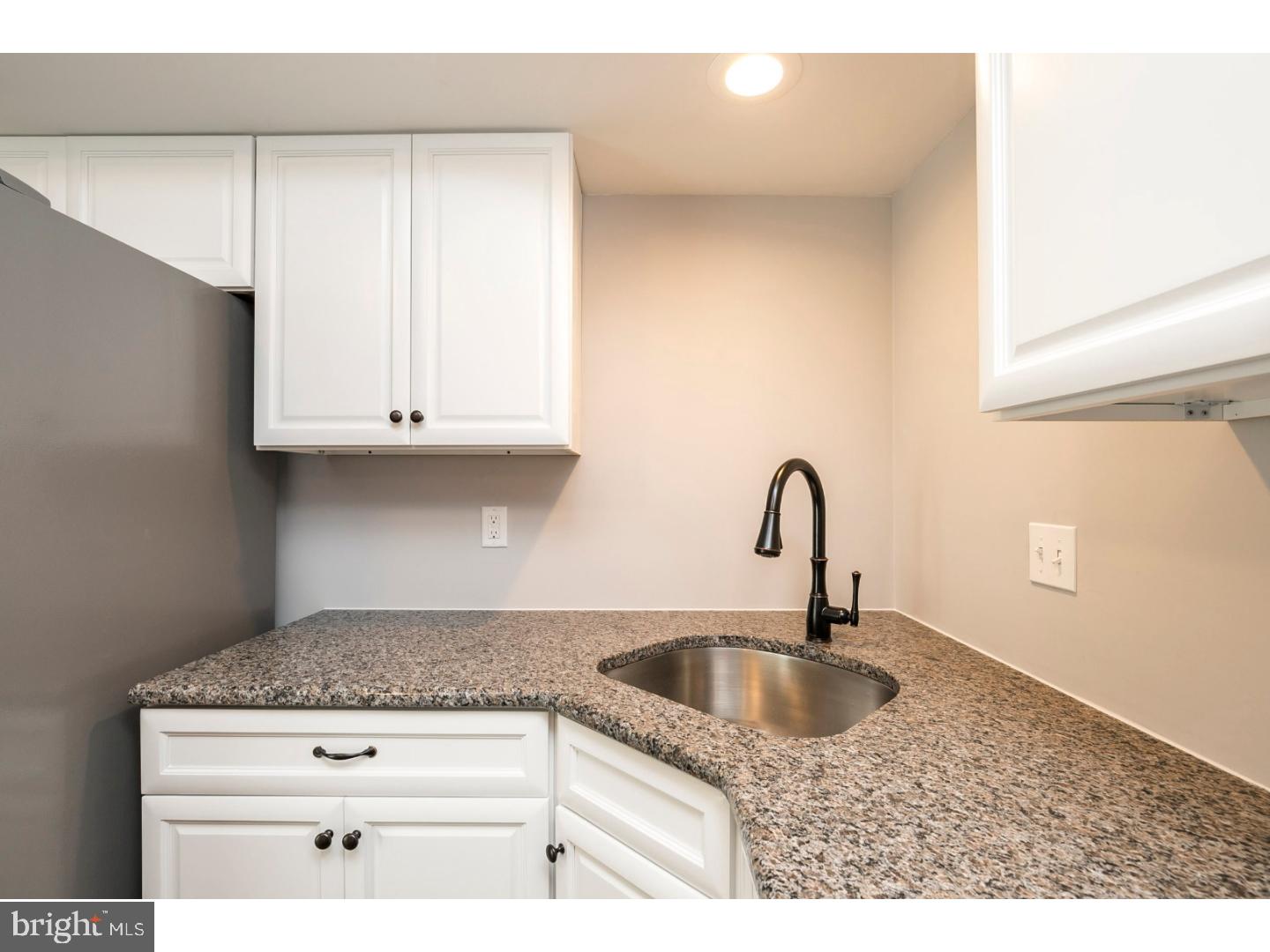 2011 Fort Bevon Road Harleysville, PA 19438 - Photo 7 of 18 Kitchen