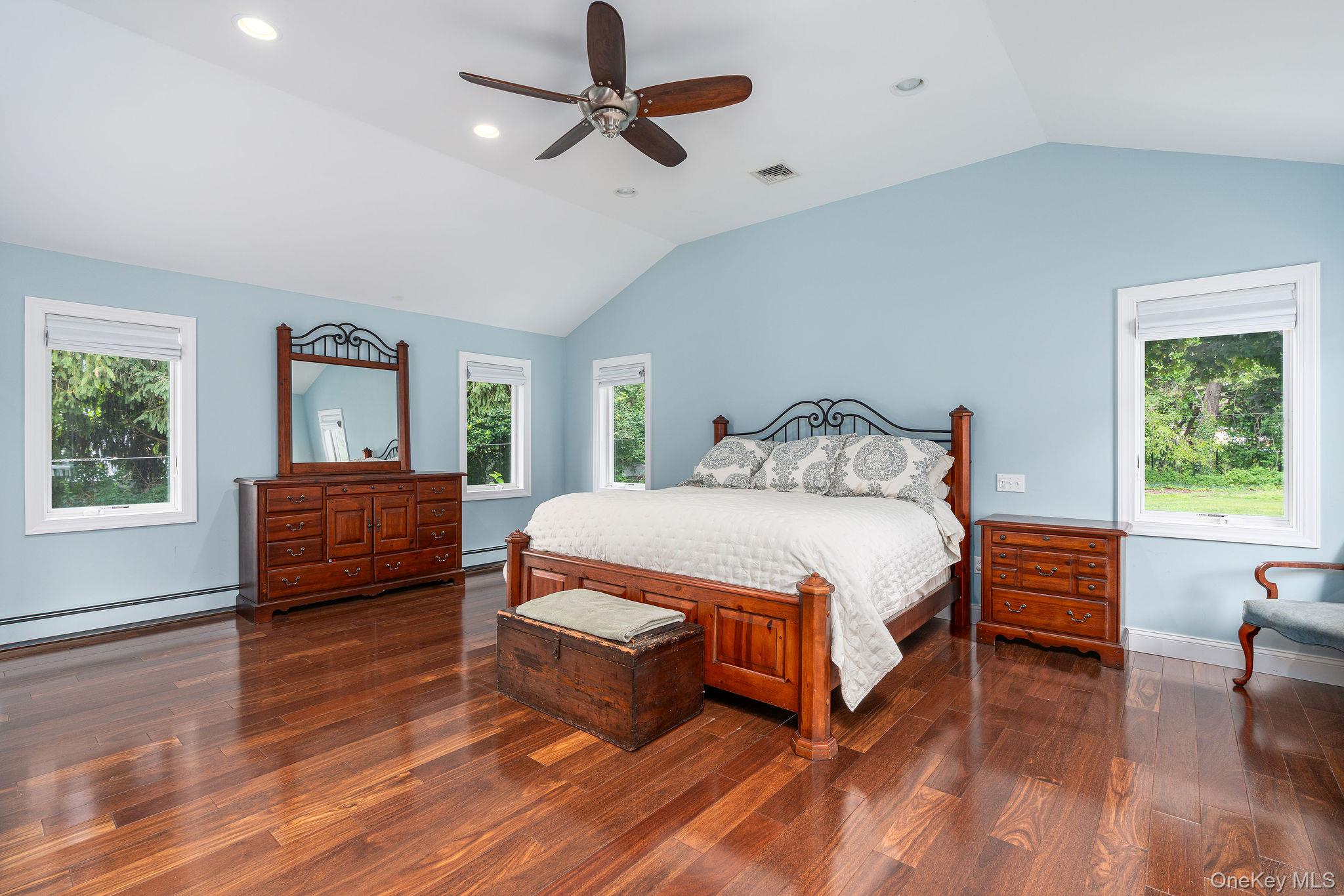 235 Azalea Road Mattituck, NY 11952 - Photo 15 of 34 Gallery Image 15