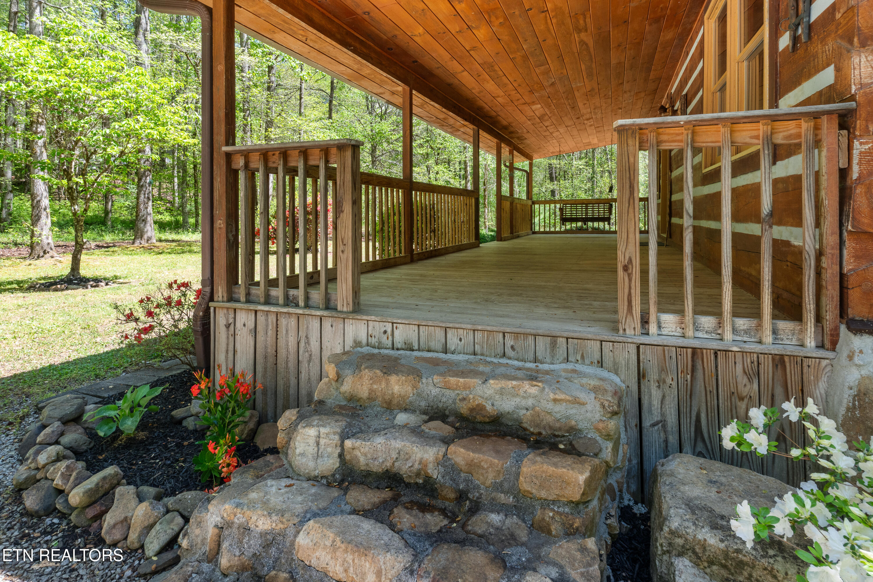 1256 East Millers Cove Road Walland, TN 37886 - Photo 20 of 43 DSC01954