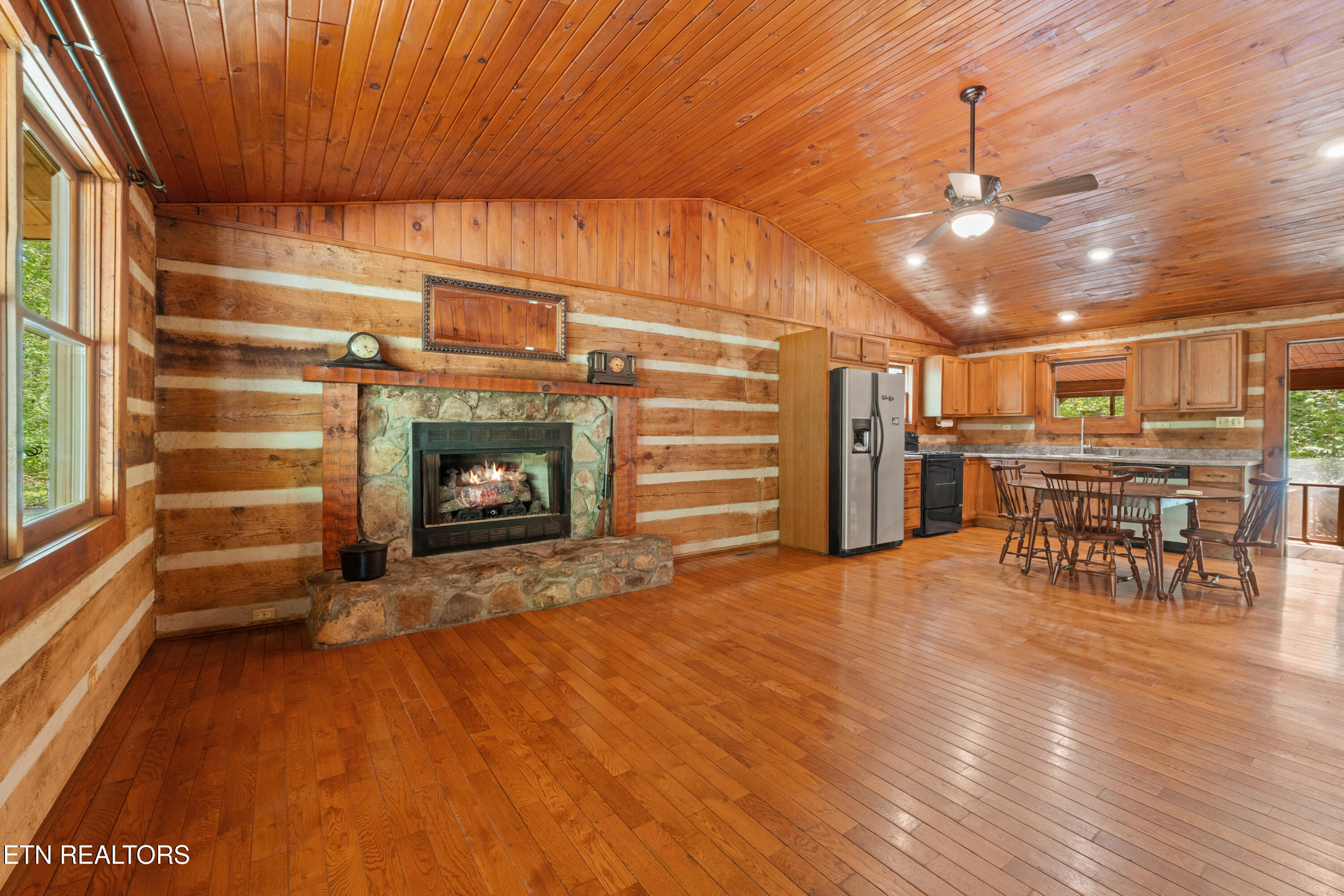 1256 East Millers Cove Road Walland, TN 37886 - Photo 23 of 43 DSC01970