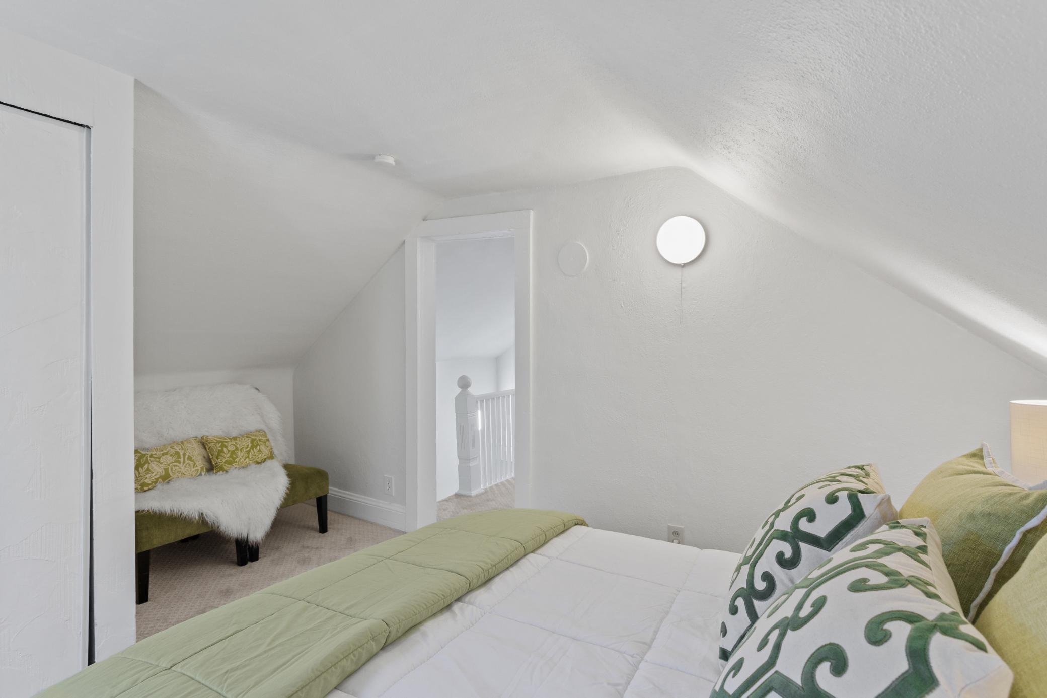 844 North Howell Street St. Paul, MN 55104 - Photo 14 of 26