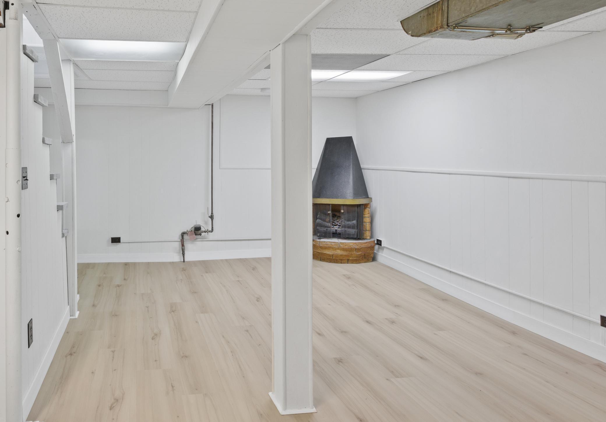 844 North Howell Street St. Paul, MN 55104 - Photo 17 of 26