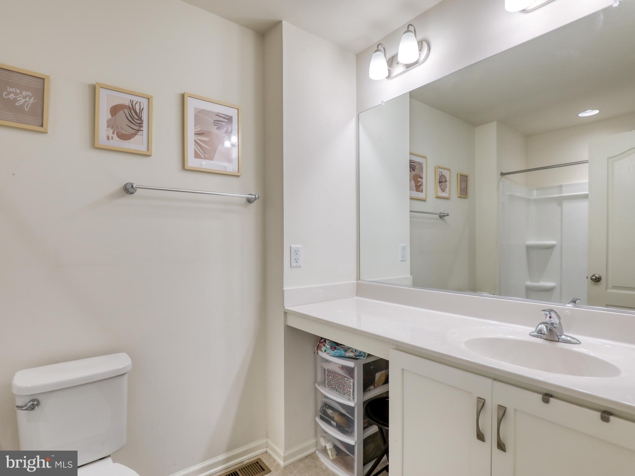 658 Thumper Drive Ranson, WV 25438 - Photo 22 of 34