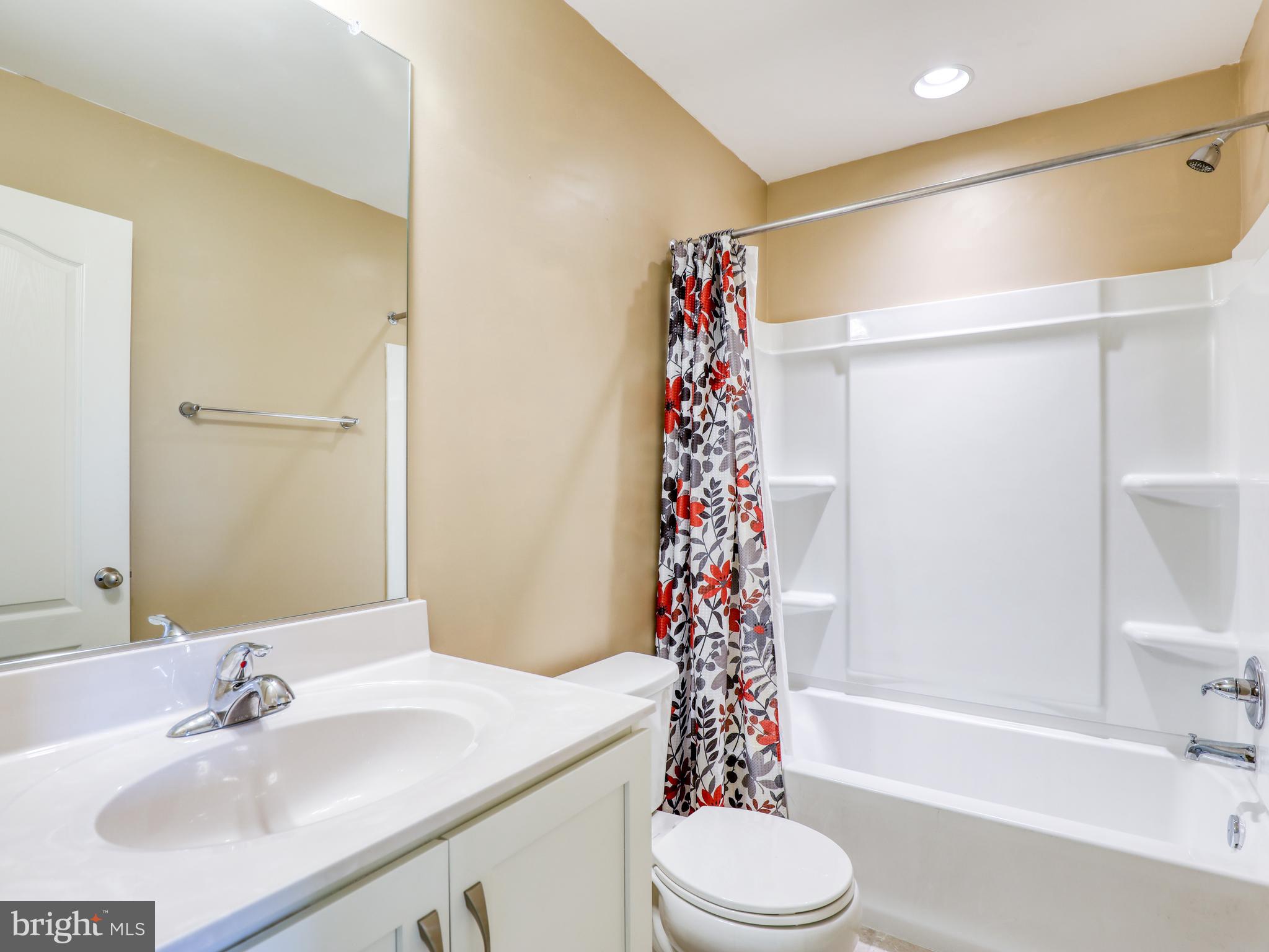 658 Thumper Drive Ranson, WV 25438 - Photo 25 of 34