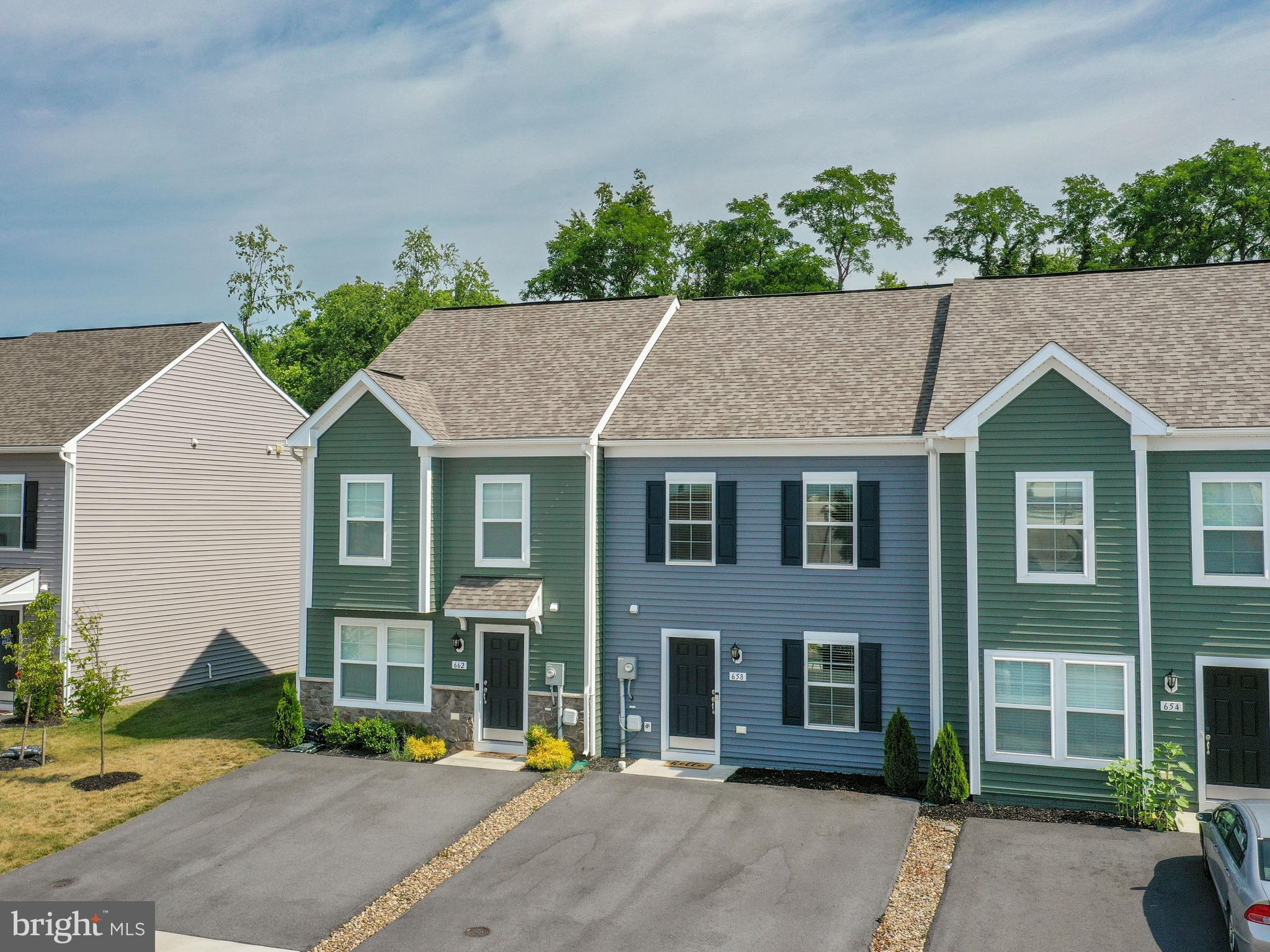 658 Thumper Drive Ranson, WV 25438 - Photo 29 of 34