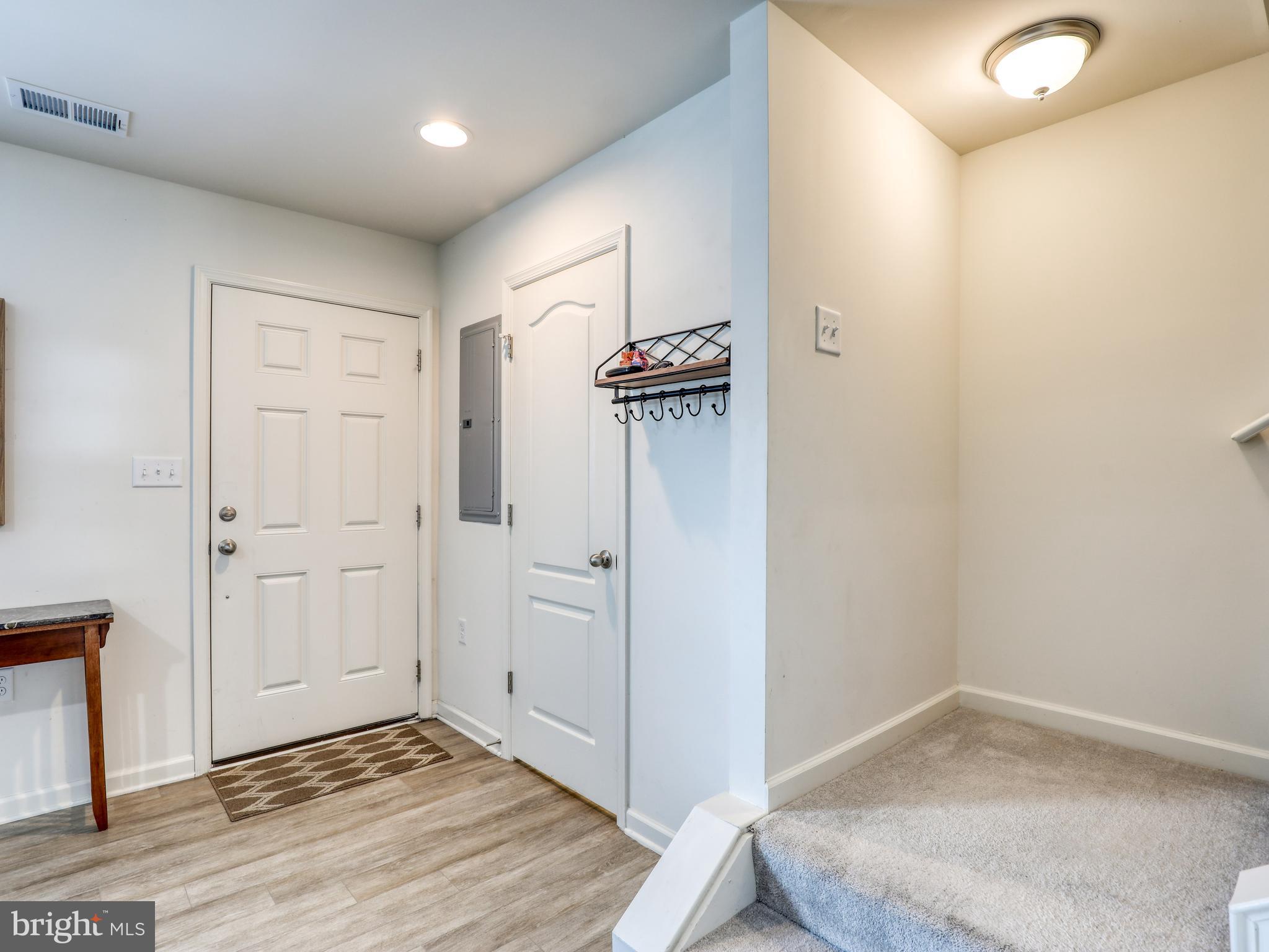 658 Thumper Drive Ranson, WV 25438 - Photo 5 of 34