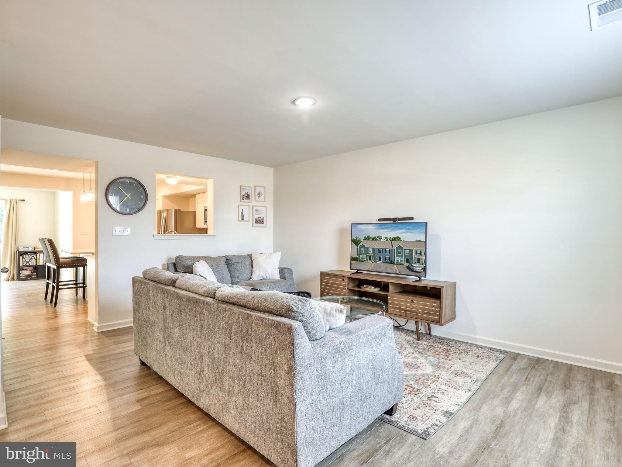 658 Thumper Drive Ranson, WV 25438 - Photo 6 of 34