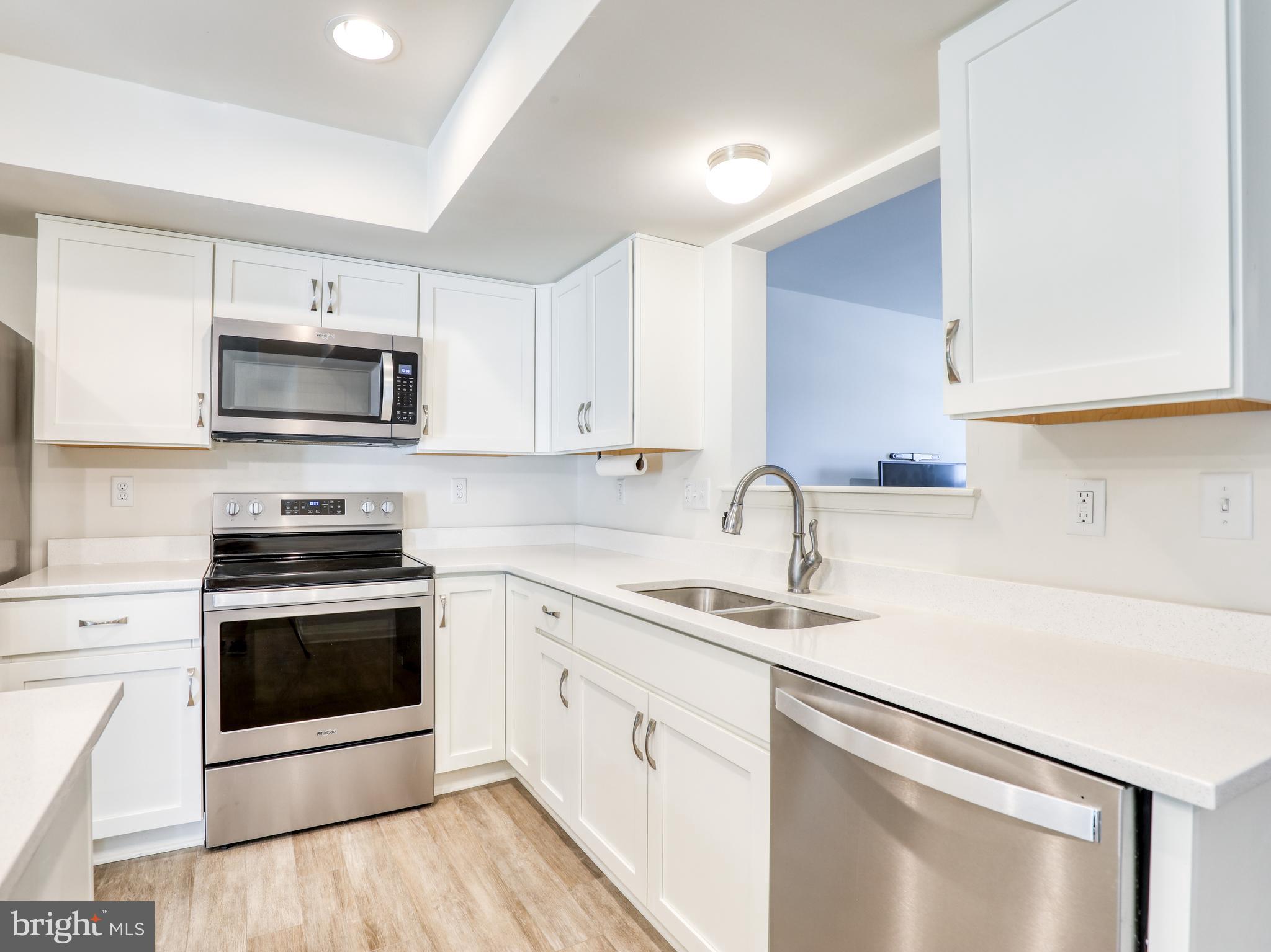 658 Thumper Drive Ranson, WV 25438 - Photo 10 of 34