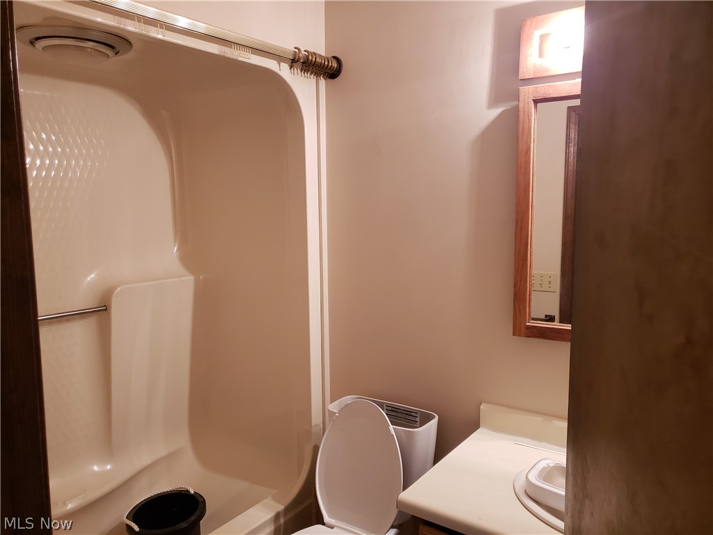 1428 Gulf Road Elyria, OH 44035 - Photo 17 of 28 Gallery Image 17