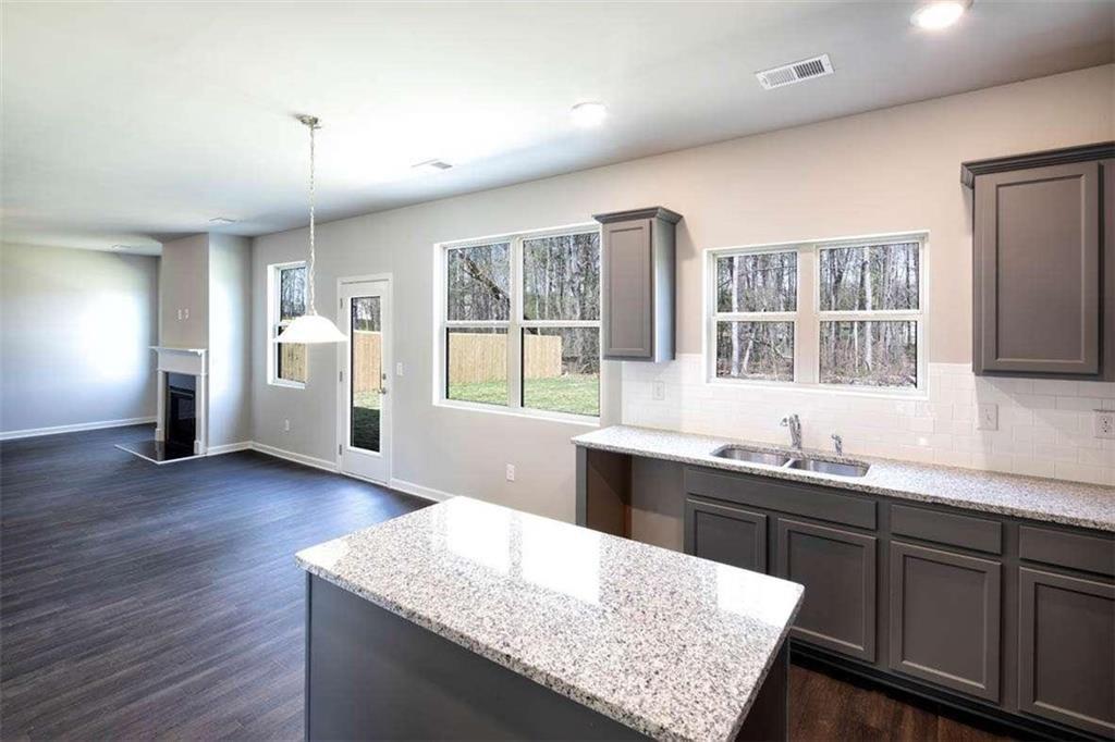 1494 Townsend Court Hampton, GA 30228 - Photo 2 of 15