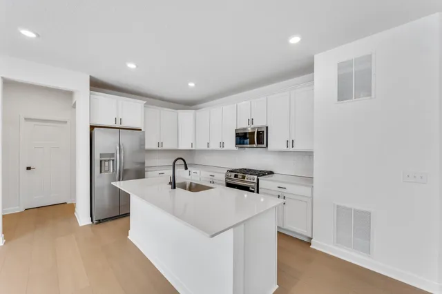 $601,925 | 7596 Norway Lane, Lino Lakes, MN 55038