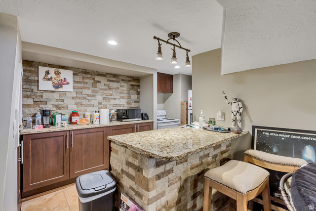 90 West 7500th Street South Midvale, UT 84047 - Photo 18 of 33