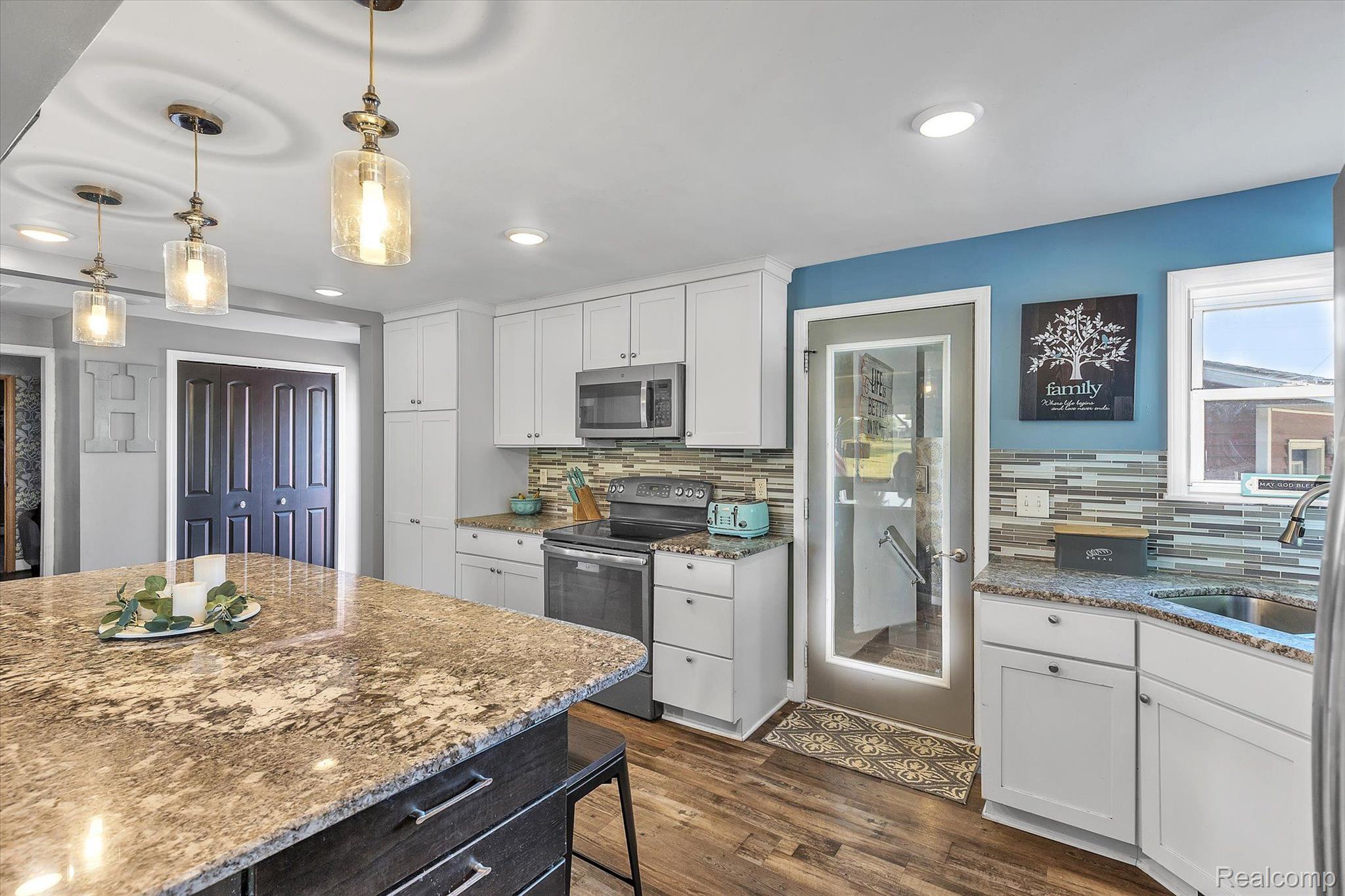 3328 Barnes Road Millington, MI 48746 - Photo 10 of 38 Gallery Image 10