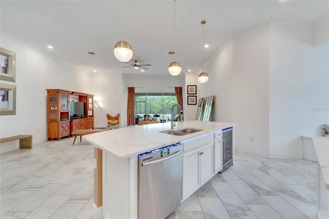 $599,000 | 618 Manns Harbor Drive, Apollo Beach, FL 33572