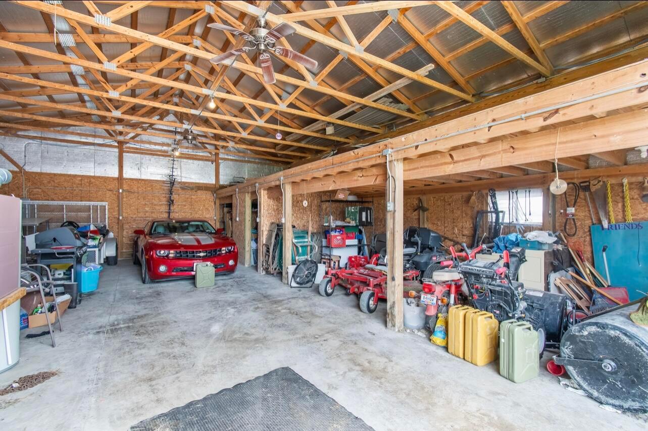 2918 Winnemac Pike La Rue, OH 43332 - Photo 11 of 38 Barn