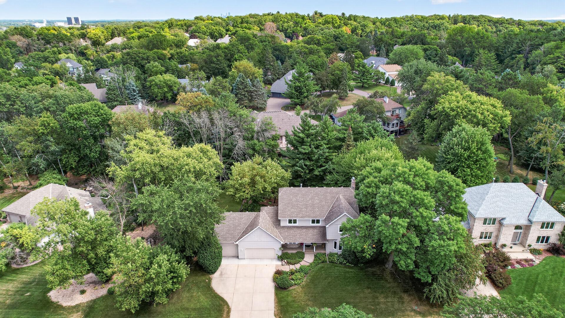 2201 Pine Island Road Minnetonka, MN 55305 - Photo 20 of 75 Gallery Image 20