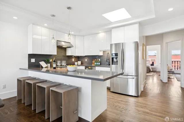 $1,895,000 | 2352 17th Avenue, San Francisco, CA 94116