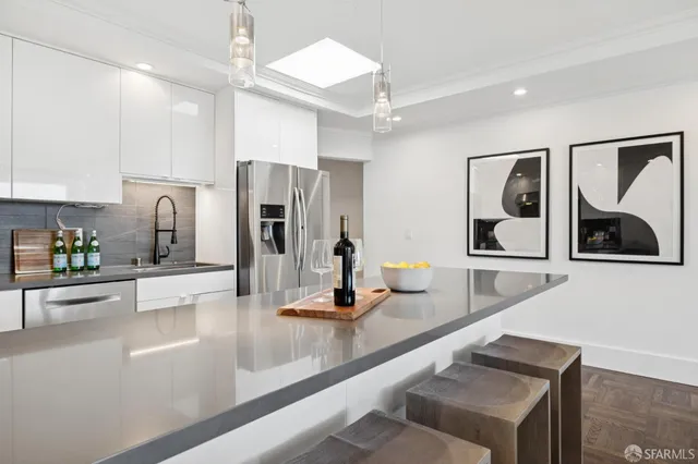 $1,895,000 | 2352 17th Avenue, San Francisco, CA 94116