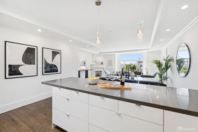 $1,895,000 | 2352 17th Avenue, San Francisco, CA 94116