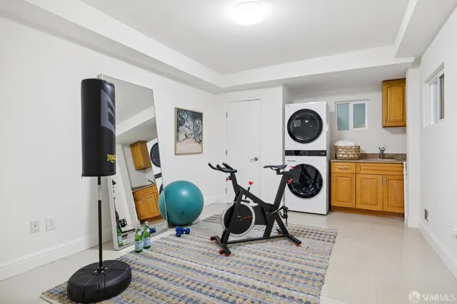 $1,895,000 | 2352 17th Avenue, San Francisco, CA 94116