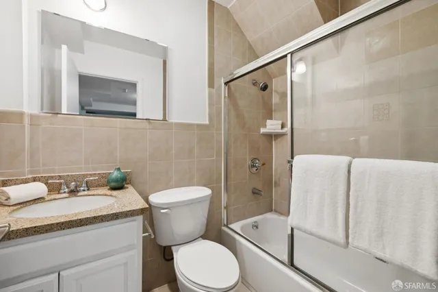 $1,895,000 | 2352 17th Avenue, San Francisco, CA 94116