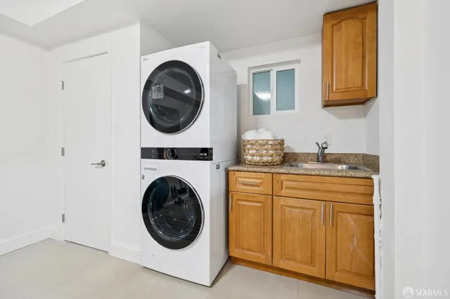 $1,895,000 | 2352 17th Avenue, San Francisco, CA 94116