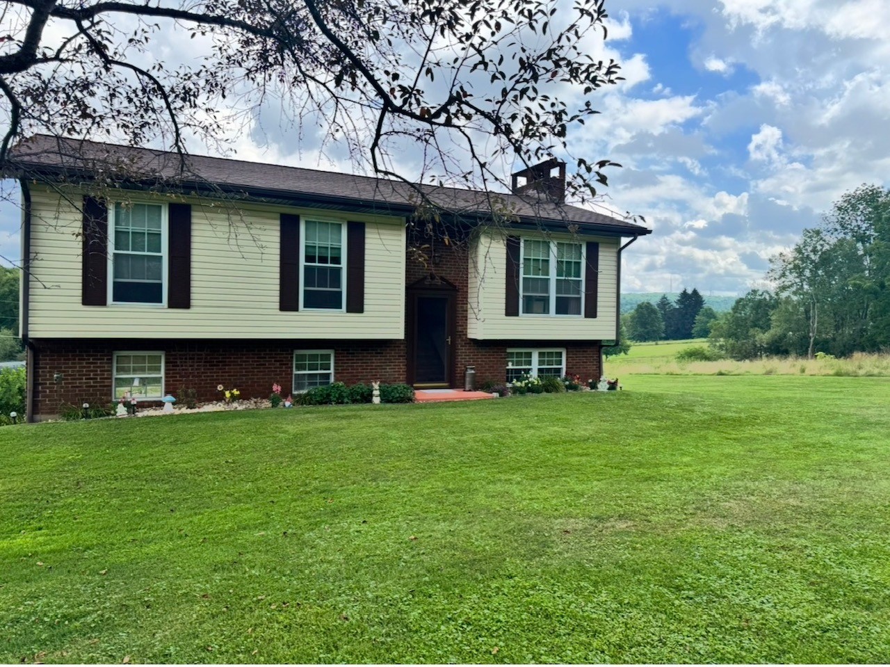 12333 Van Horne Road Meadville, PA 16335 - Photo 1 of 48 Gallery Image 1