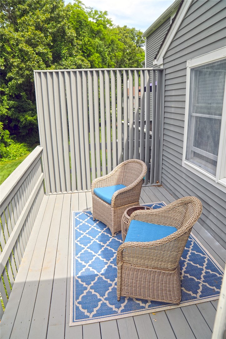 5390 Post Road, Unit 5 East Greenwich, RI 02818 - Photo 4 of 17 Off the living room