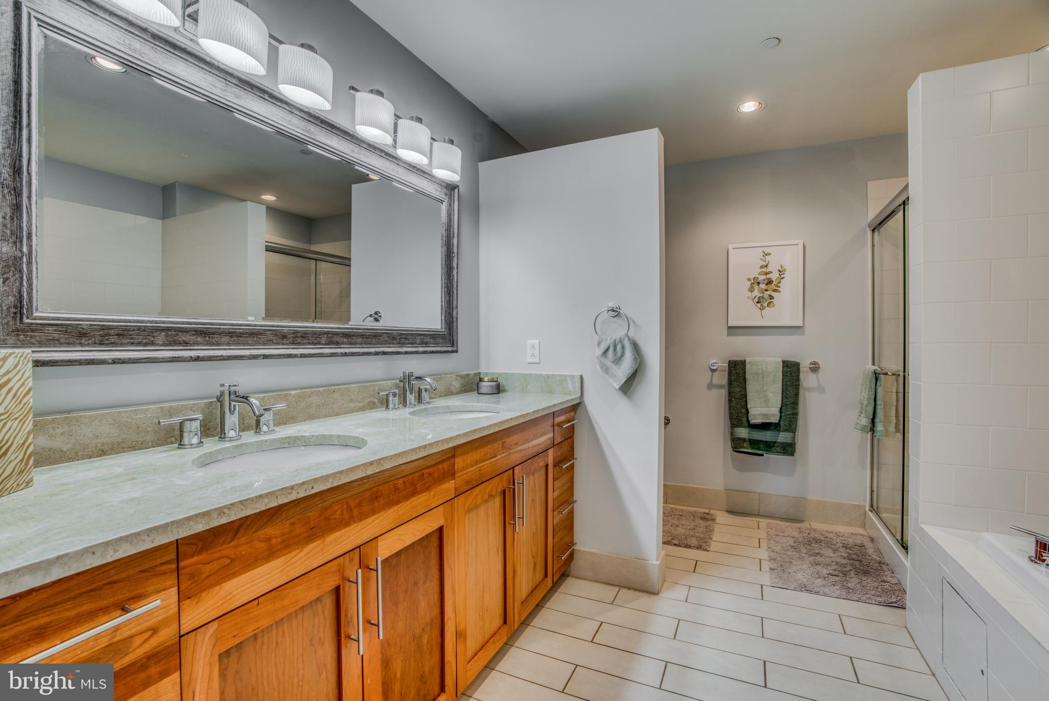 1200 Steuart Street, Unit 430 Baltimore, MD 21230 - Photo 18 of 53 Master bathroom