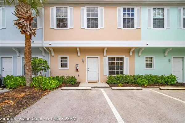 $2,000 | 3258 Tamara Drive, Unit 2, Naples, FL 34109