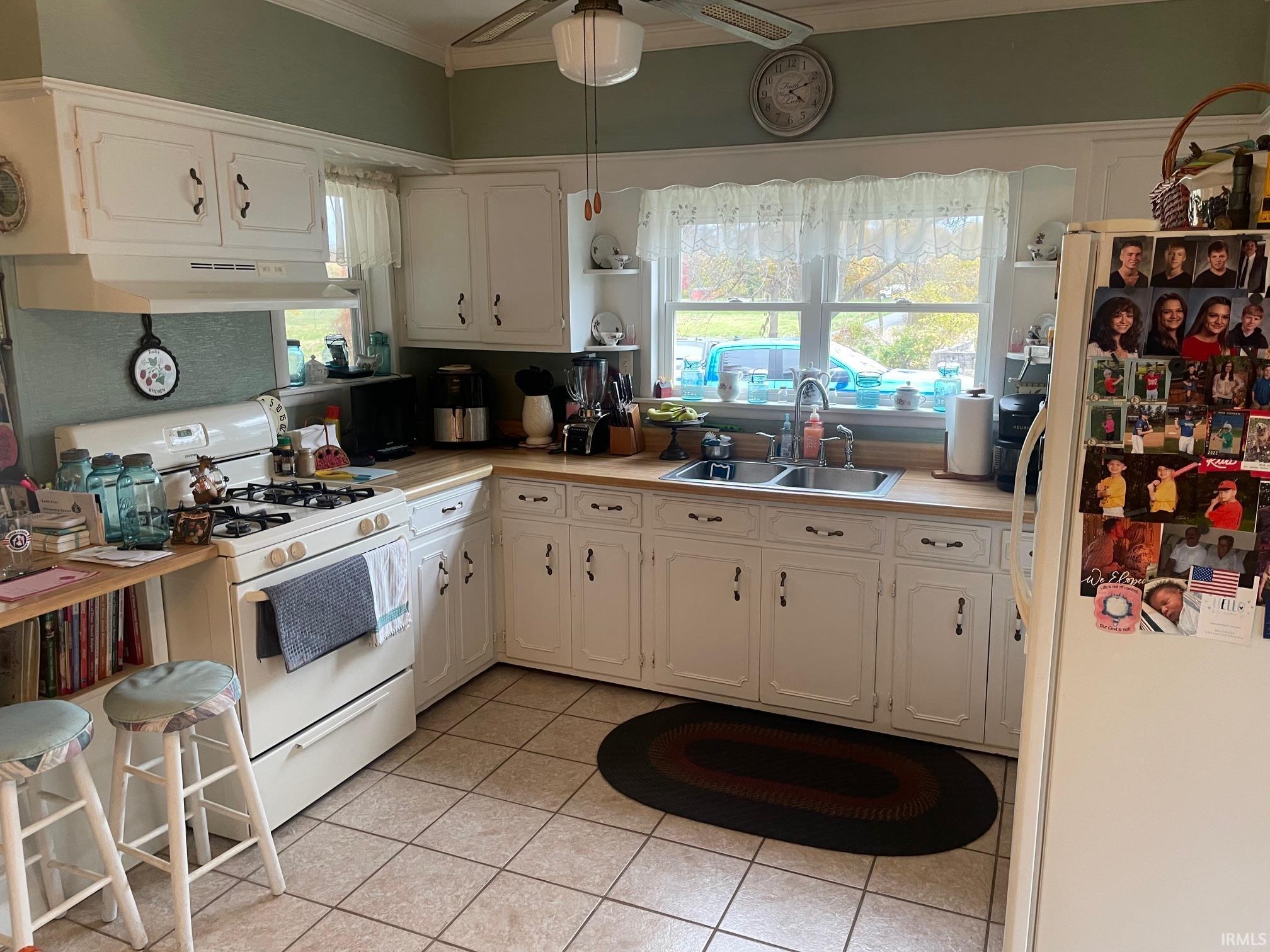 4940 Queen Road Plymouth, IN 46563 - Photo 5 of 20 Gallery Image 5