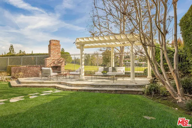 $7,095,000 | 248 South Hudson Avenue, Los Angeles, CA 90004