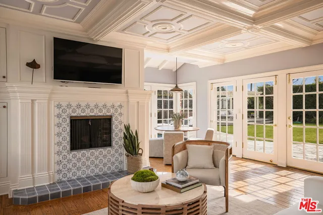 $7,095,000 | 248 South Hudson Avenue, Los Angeles, CA 90004