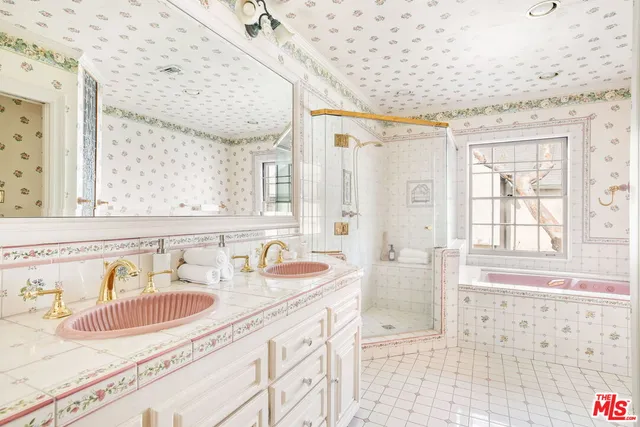 $7,095,000 | 248 South Hudson Avenue, Los Angeles, CA 90004