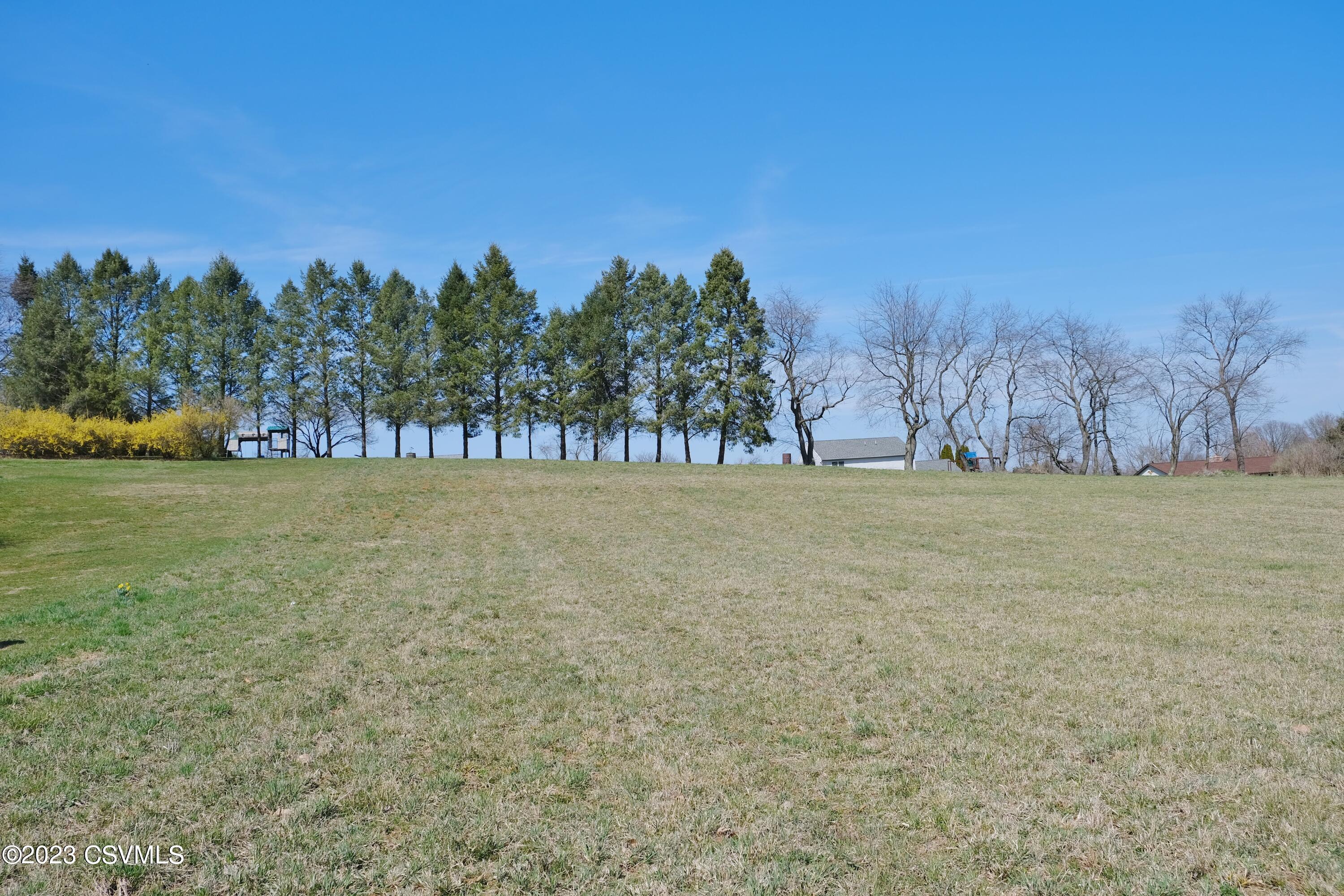 142 Ridge Road New Columbia, PA 17856 - Photo 13 of 22 Gallery Image 13
