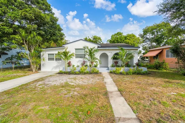 $489,999 | 975 Northwest 134th Street, North Miami, FL 33168