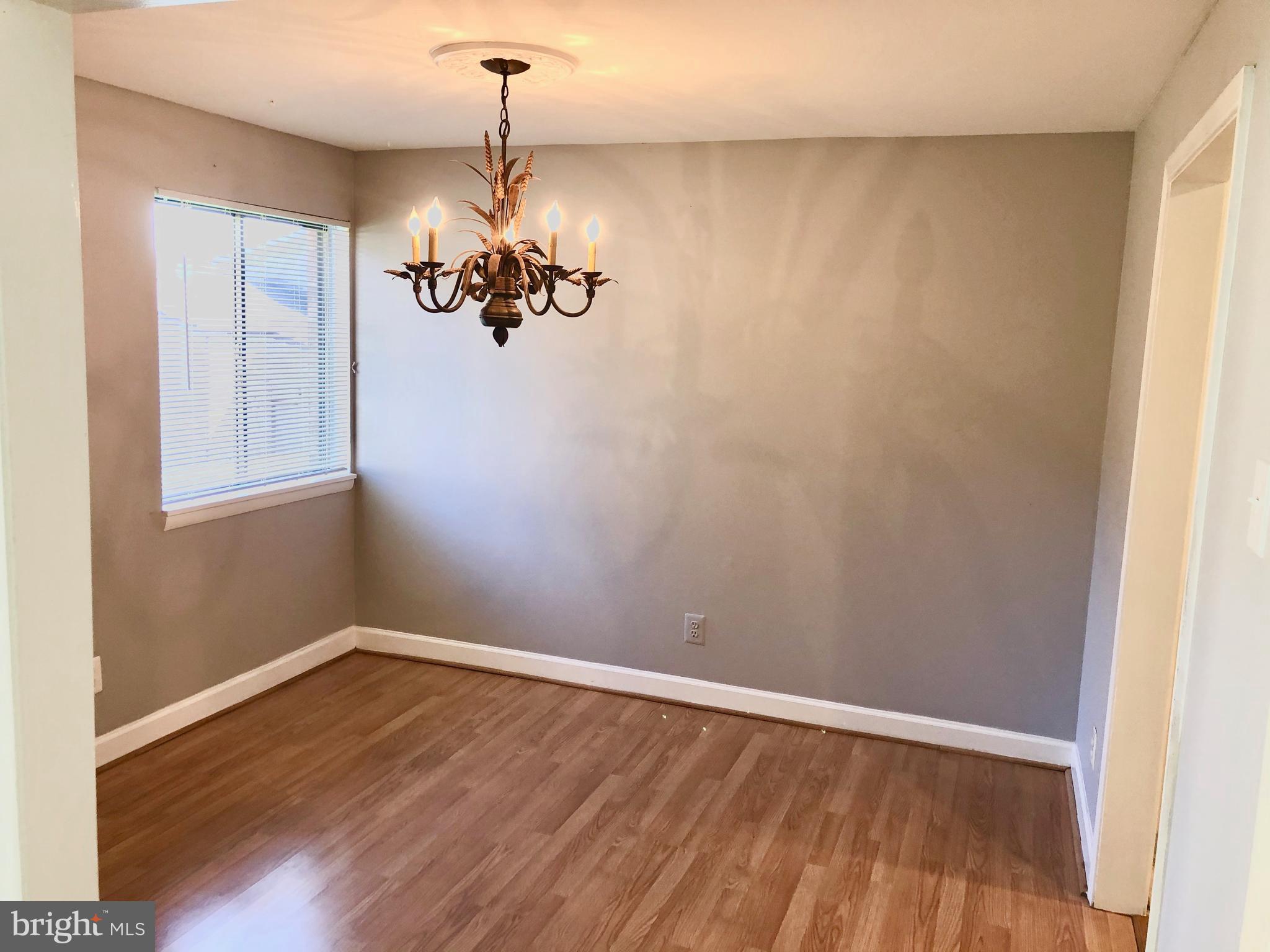 19007 Mills Choice Road, Unit 2 Gaithersburg, MD 20886 - Photo 5 of 27 Dining Room